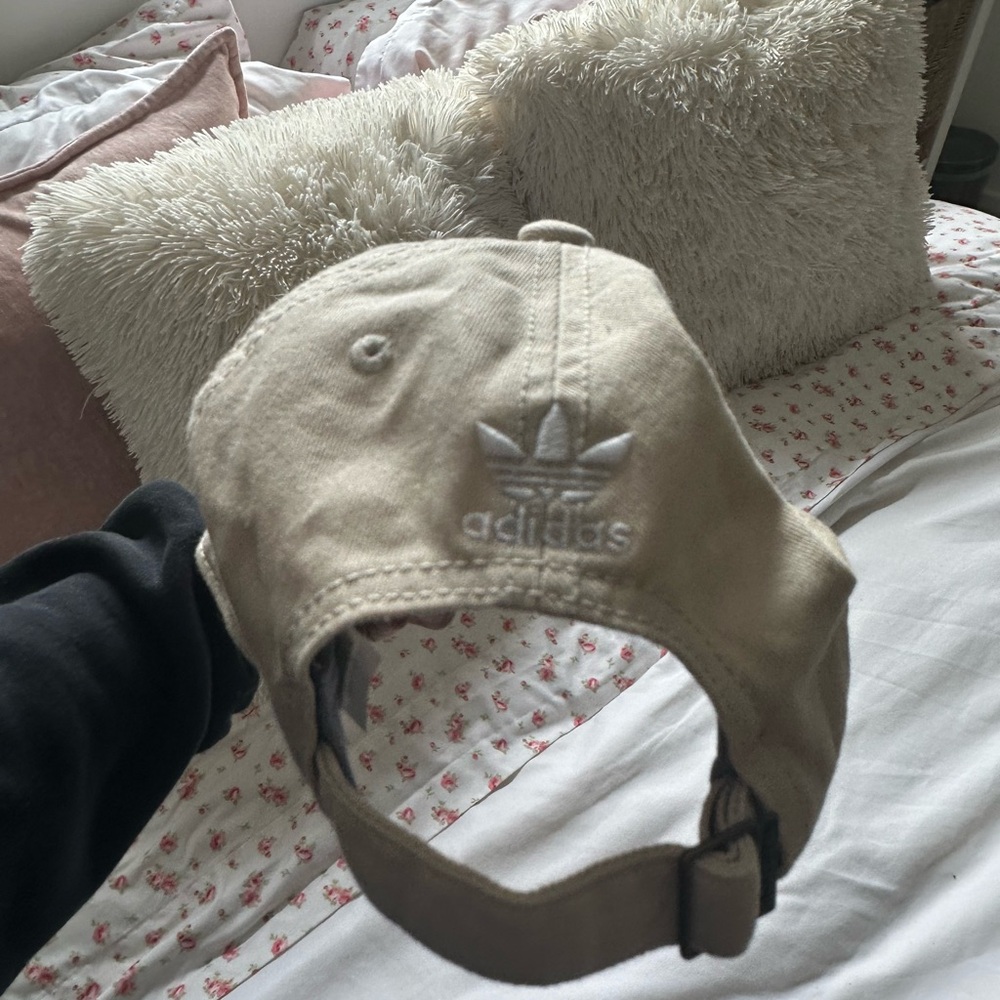 ADIDAS HAT - Picture 2 of 2